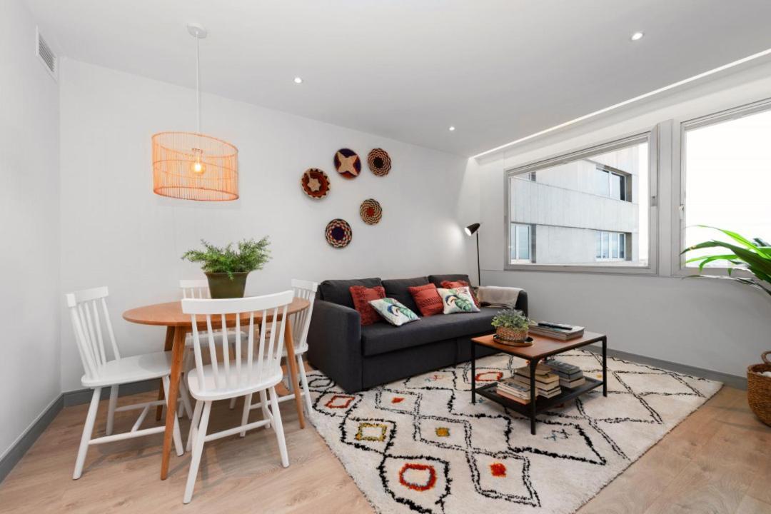 2 Bedrooms 1 Bathroom Furnished - Justicia - Executive Style - Mintystay Мадрид Экстерьер фото